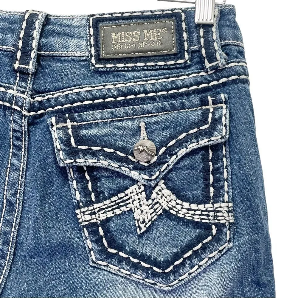 Miss Me Irene Bermuda Shorts Sz 28 Low Rise Back Flap Pocket Y2K Dark Wash Jorts